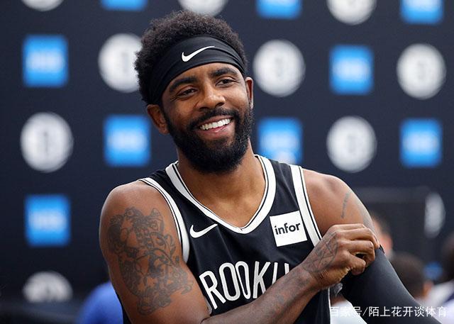 假手递手 假手递手