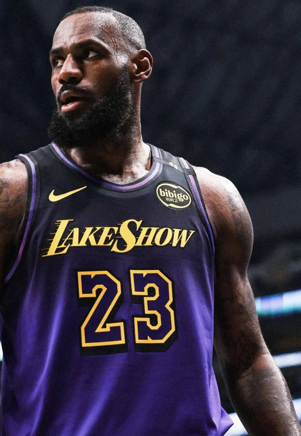 年轻球员稳 年轻球员稳